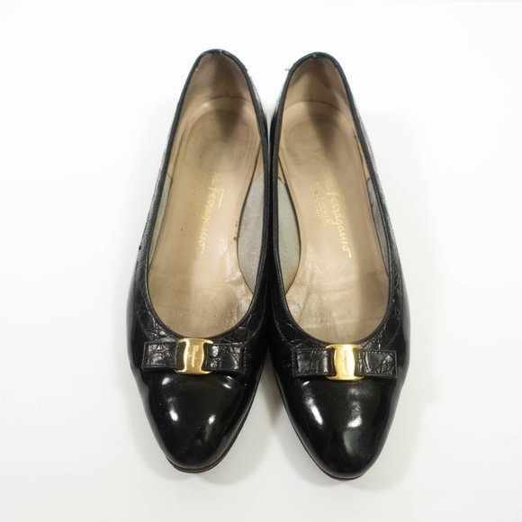 Salvatore Ferragamo Patent Leather Bow Flats - Women's Size 7 C Wide - Black - Picture 5 of 10